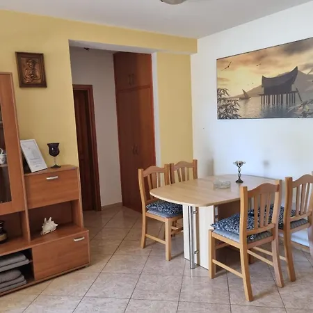 Clara With Terrace Apartment Porec
